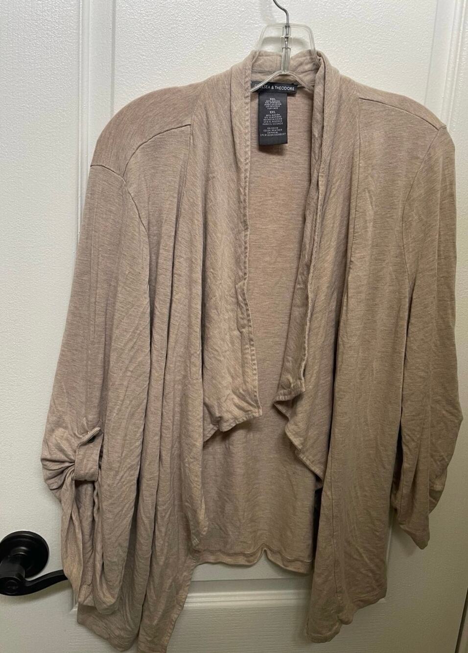 Chelsea & Theodore beige cardigan